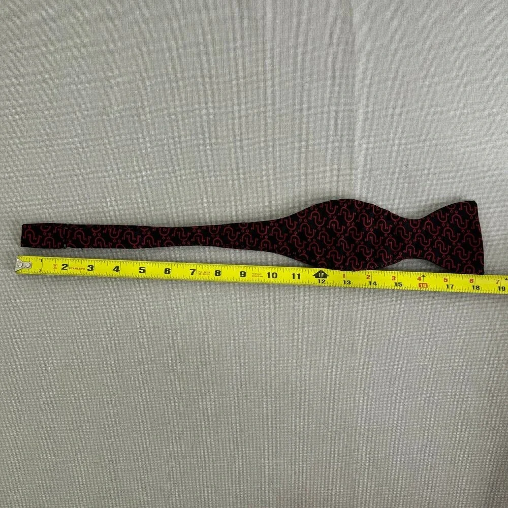Hermes Vintage Red Spur Bow Tie‎